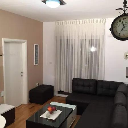 Comfort In Center